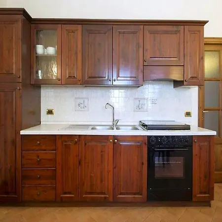 Spacious With Shared Pool, Cleaning Included Apartman